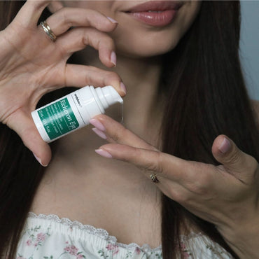 Zestaw Richevon Holistic Care 2 szt. - zmarszczki. Serum do twarzy i serum pod oczy.