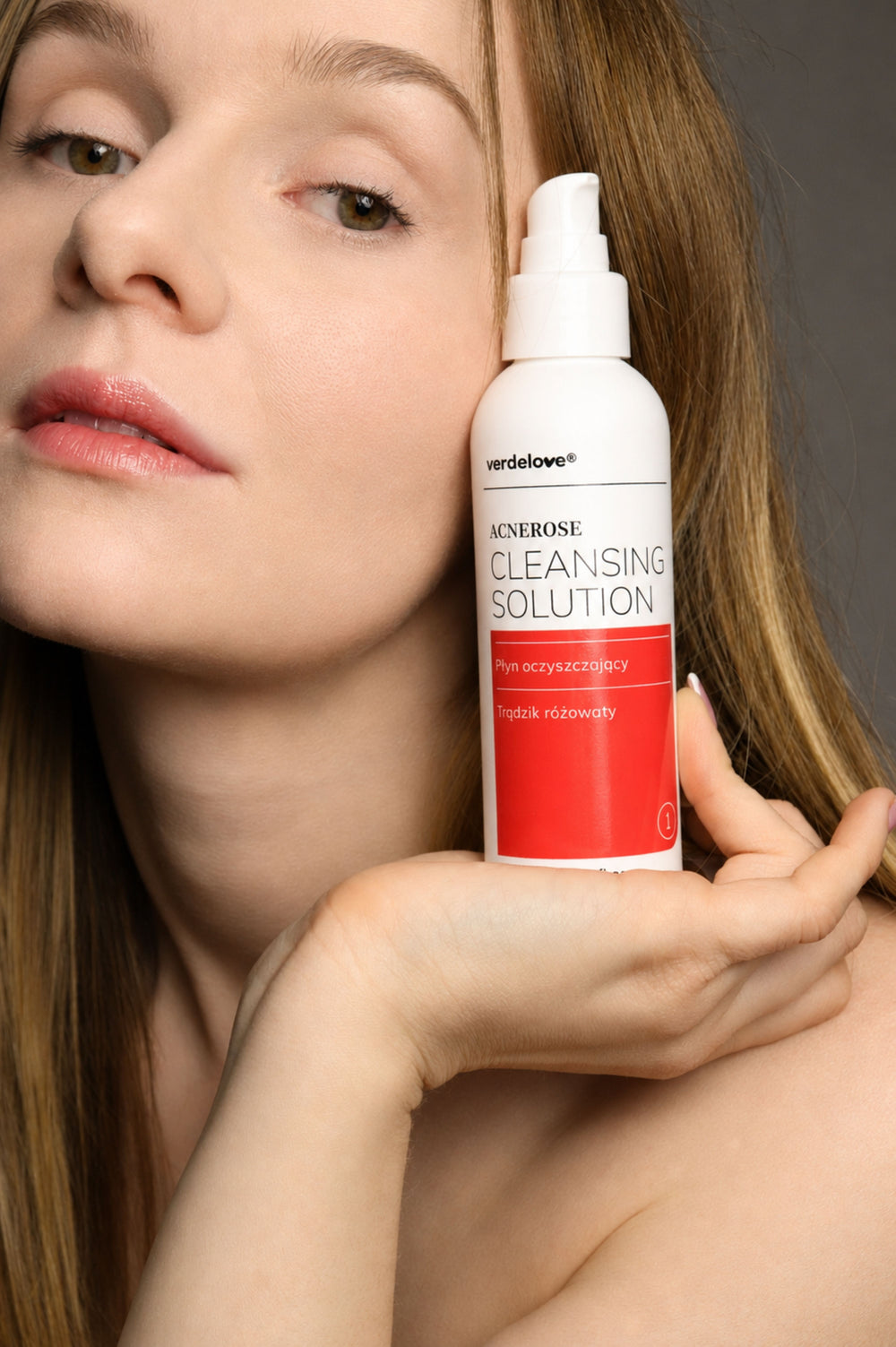 Acnerose Cleansing Solution w butelce 150 ml