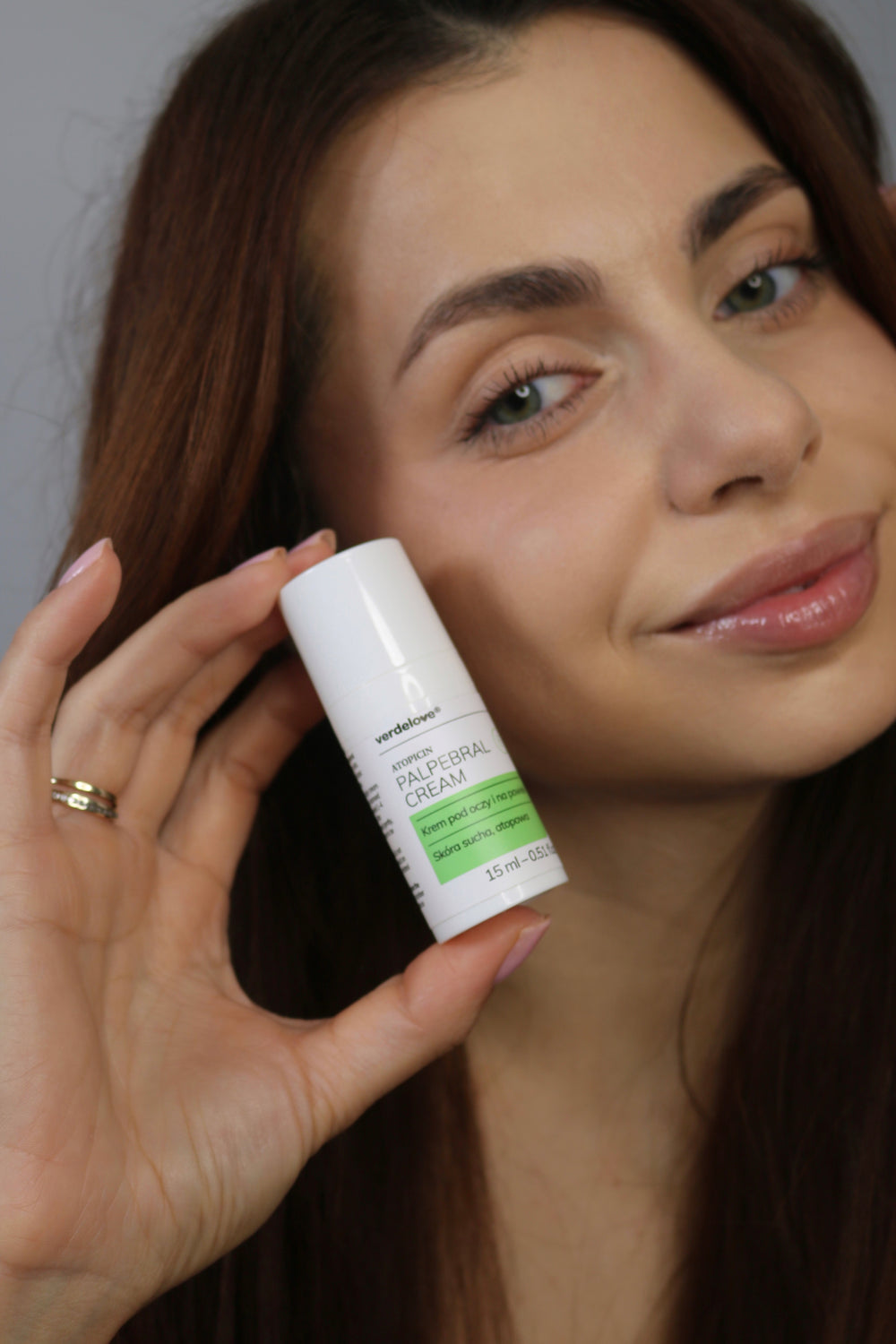Atopicin krem pod oczy i na powieki w opakowaniu 15 ml