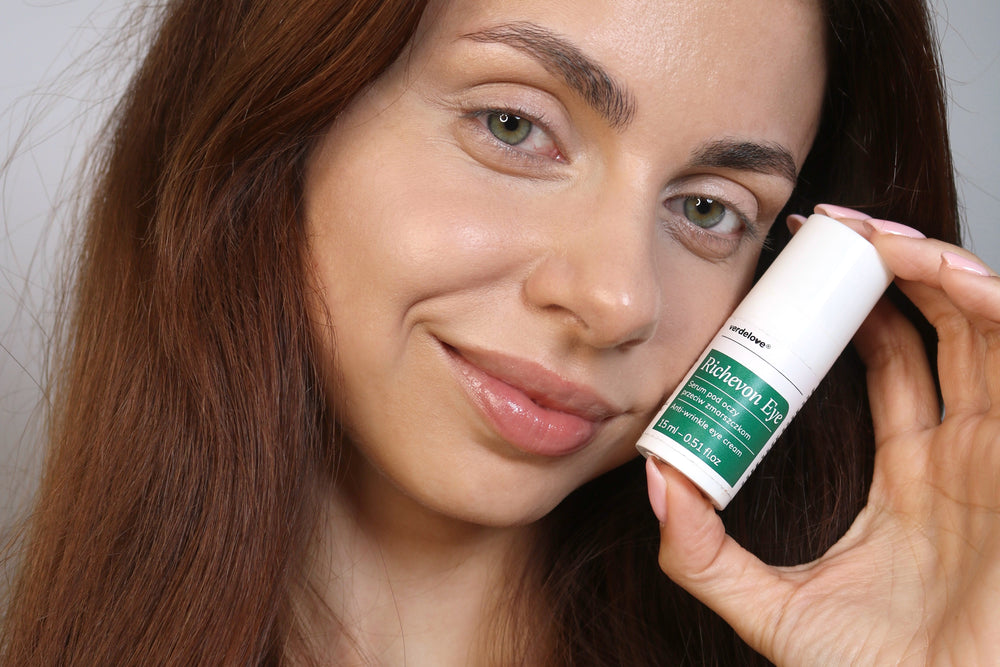 Opakowanie serum Richevon Eye
