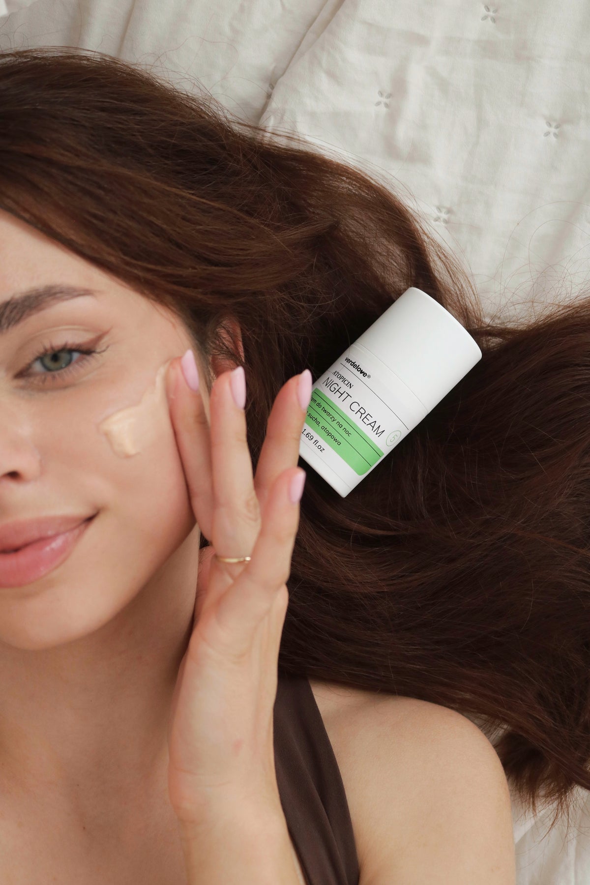 Atopicin Night Cream 50 ml - aplikacja kremu na noc