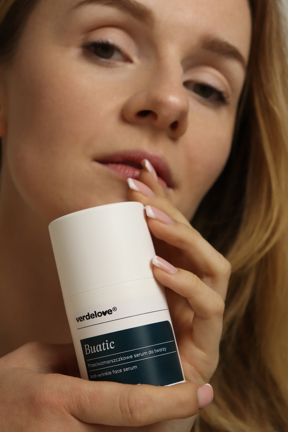 Opakowanie serum Buatic